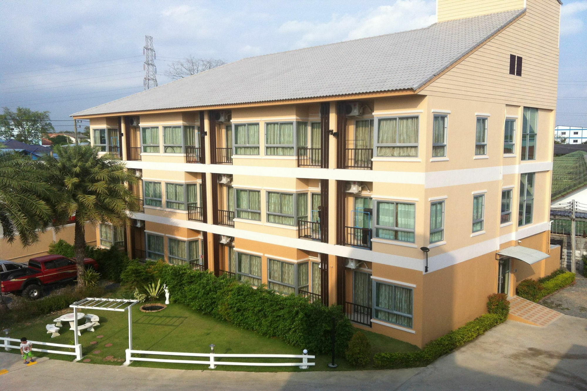 U-Dee Hotel Ban Chuk Kraphoe Exterior photo
